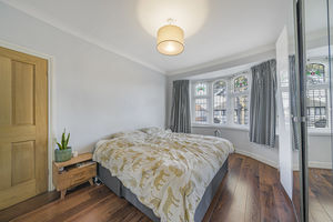 Photo 25- click for photo gallery